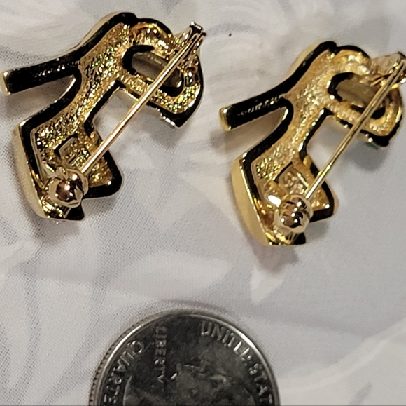 Suzanne Bjontegard brooch - Picture 6 of 7